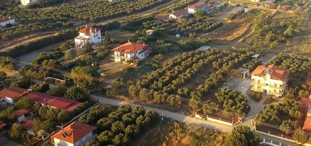 Operations in two regional services of the Hellenic Land Registry were suspended
